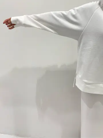 BEIGE， アライ コーディネート画像