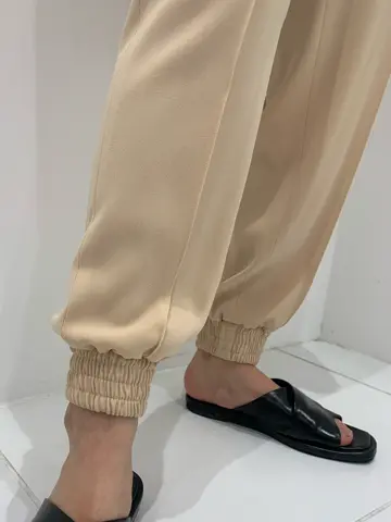 BEIGE， アライ コーディネート画像