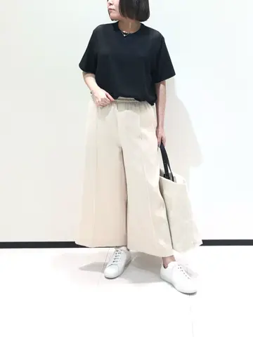 BEIGE， 藤木 コーディネート画像