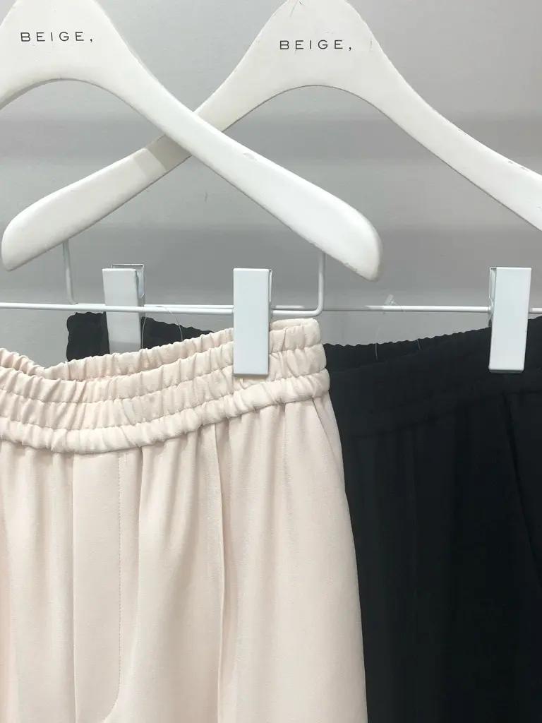 BEIGE， 藤木 コーディネート画像