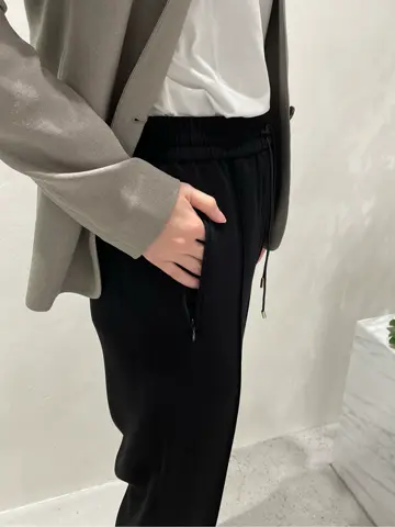 BEIGE， 小泉 コーディネート画像