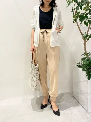 BEIGE， R.A コーディネート画像