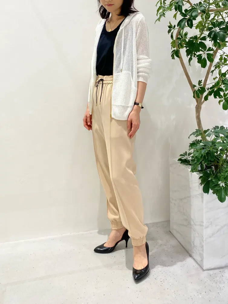 BEIGE， R.A コーディネート画像