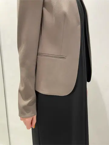 BEIGE， 小泉 コーディネート画像