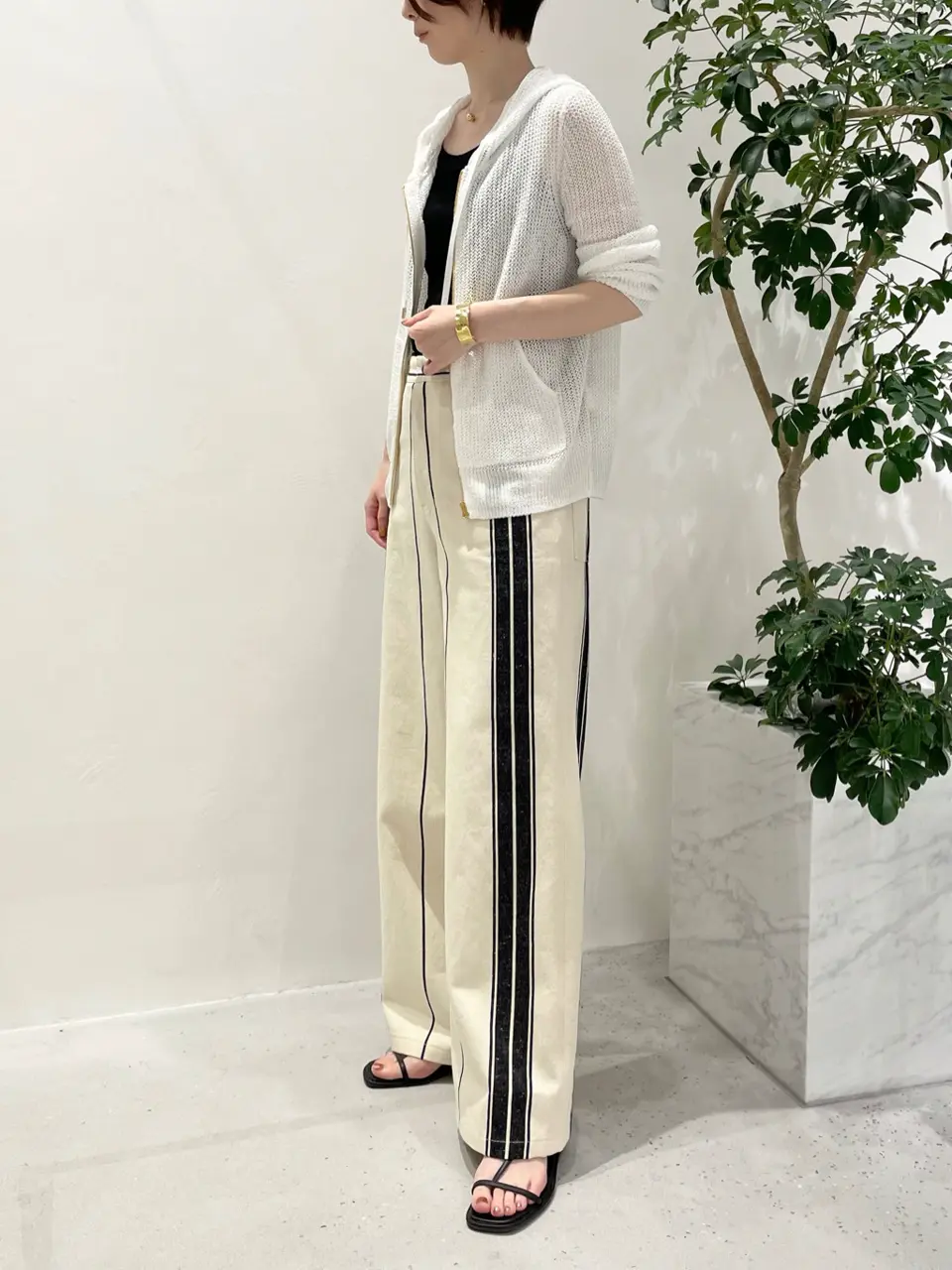 BEIGE， 小泉 コーディネート画像