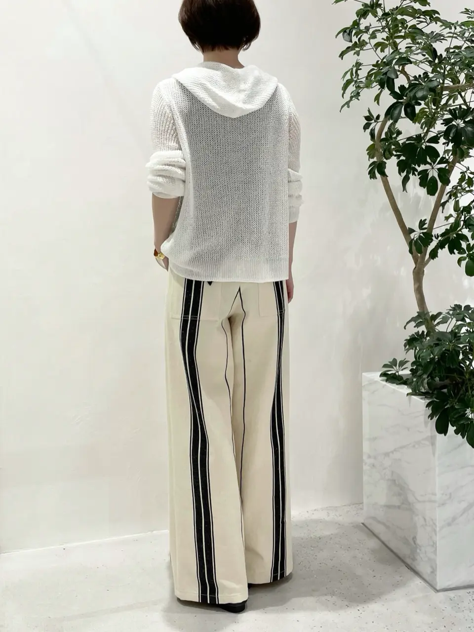 BEIGE， 小泉 コーディネート画像