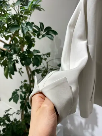 BEIGE， R.A コーディネート画像