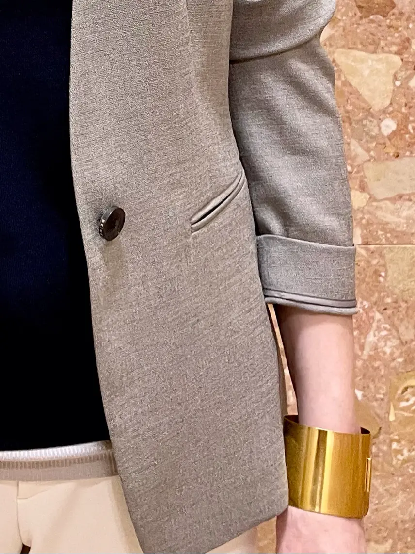 BEIGE， スタッフ コーディネート画像