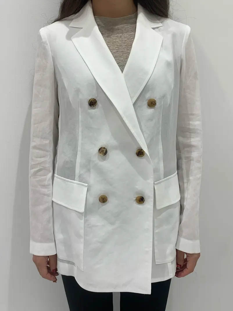 BEIGE， アライ コーディネート画像