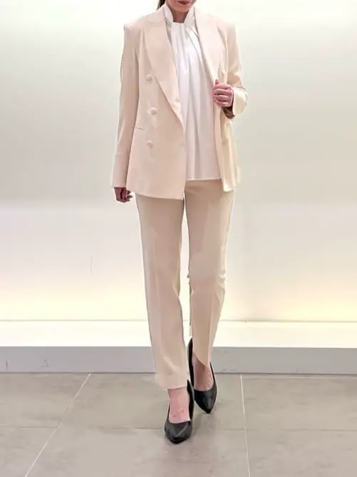 BEIGE， スタッフ コーディネート画像