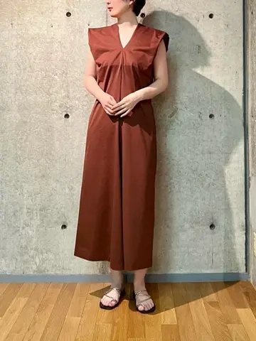 BEIGE， 小泉 コーディネート画像