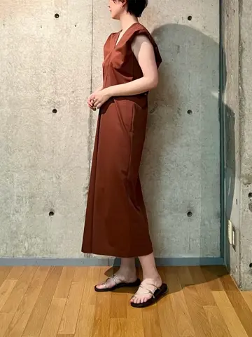 BEIGE， 小泉 コーディネート画像