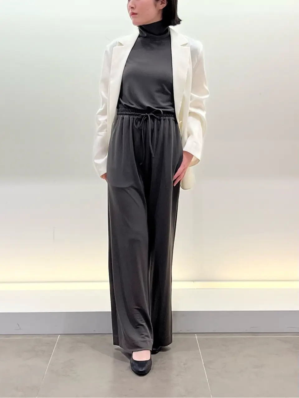 BEIGE， 伊藤 コーディネート画像