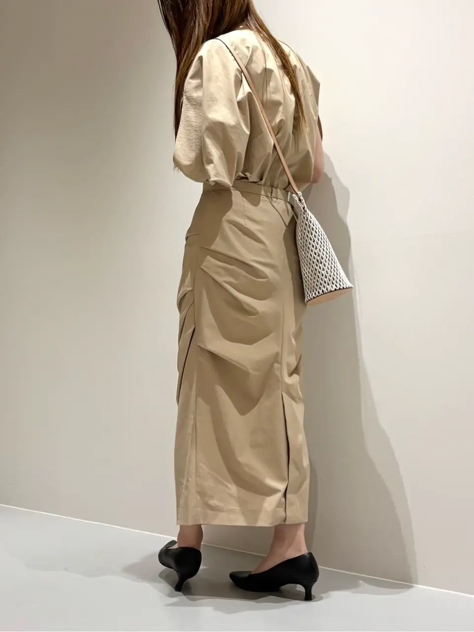BEIGE， Adachi コーディネート画像