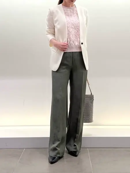 BEIGE， スタッフ コーディネート画像