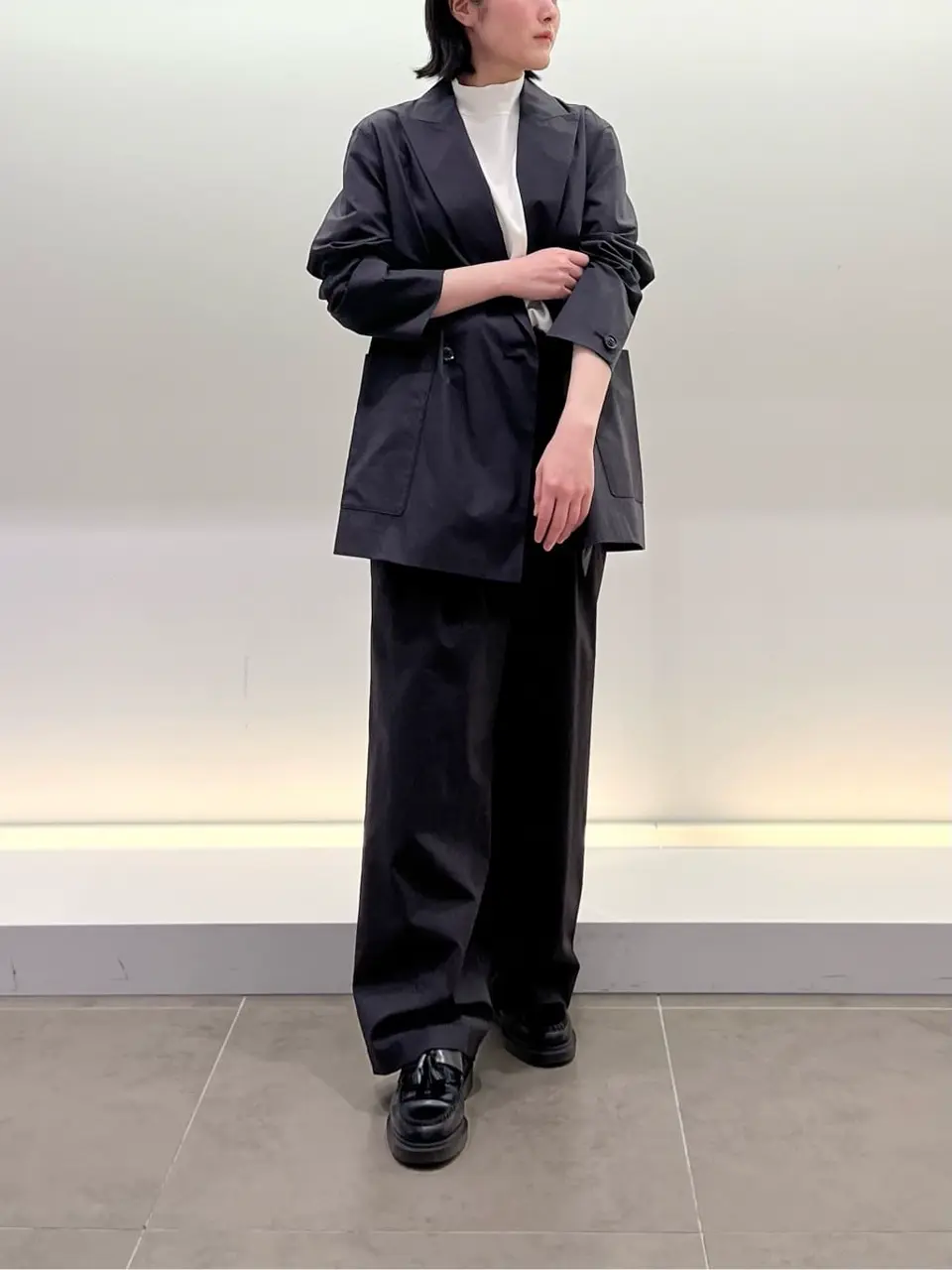 BEIGE， 伊藤 コーディネート画像