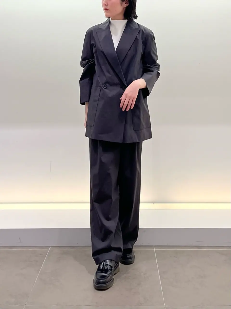 BEIGE， 伊藤 コーディネート画像