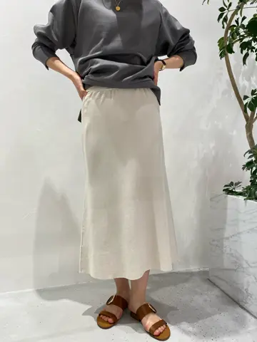 BEIGE， R.A コーディネート画像