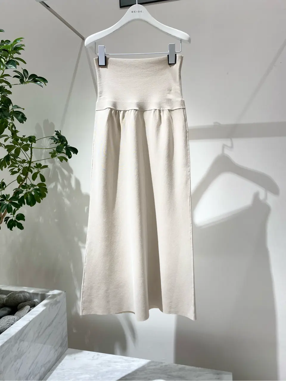 BEIGE， R.A コーディネート画像