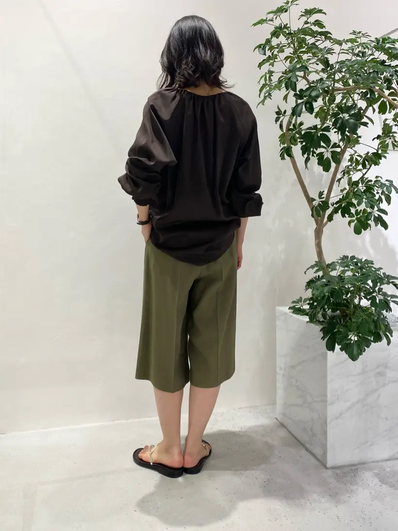 BEIGE， R.A コーディネート画像