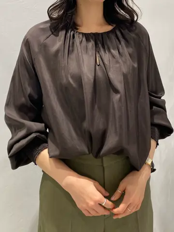 BEIGE， R.A コーディネート画像