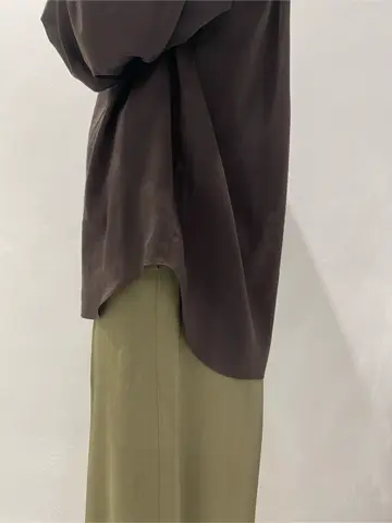 BEIGE， R.A コーディネート画像