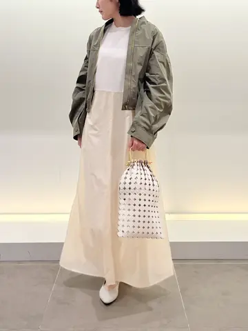 BEIGE， 伊藤 コーディネート画像