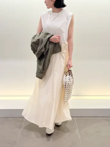 BEIGE， 伊藤 コーディネート画像