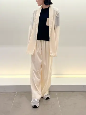 BEIGE， 伊藤 コーディネート画像