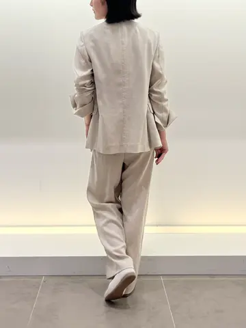 BEIGE， 伊藤 コーディネート画像