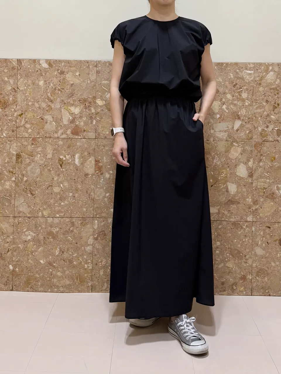ベイジ BEIGE, オンワード樫山 バック切り替えロングジレ 2 ブラック BEIGE, - ベイジ BEIGE オンワード ロングジレ アイボリー 美品