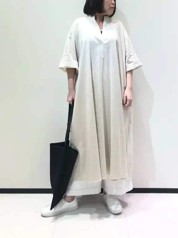 BEIGE， 藤木 コーディネート画像