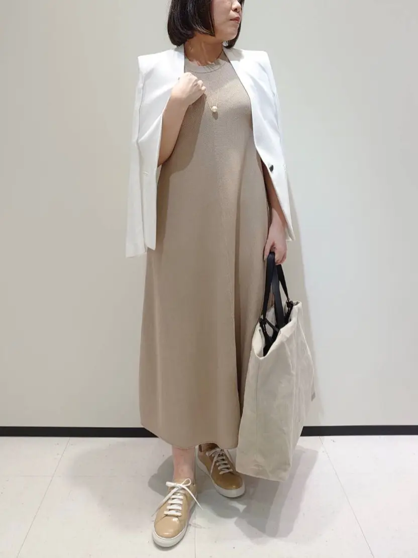 BEIGE， 藤木 コーディネート画像