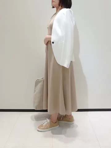 BEIGE， 藤木 コーディネート画像