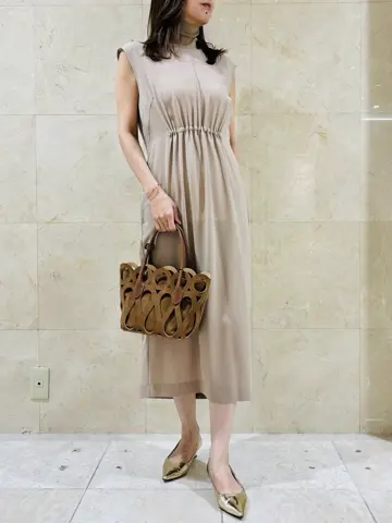 BEIGE， スタッフ コーディネート画像