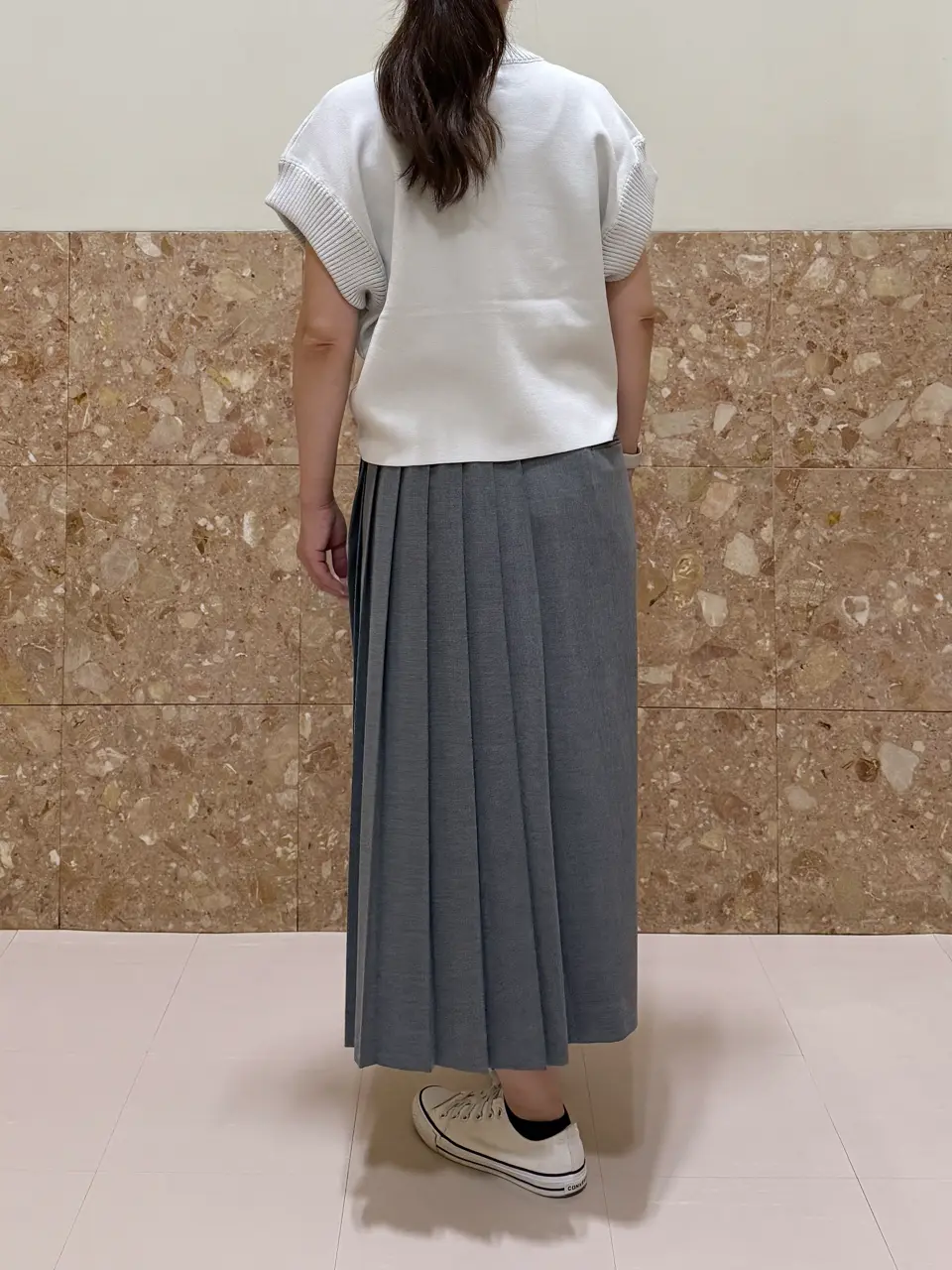 BEIGE， スタッフ コーディネート画像