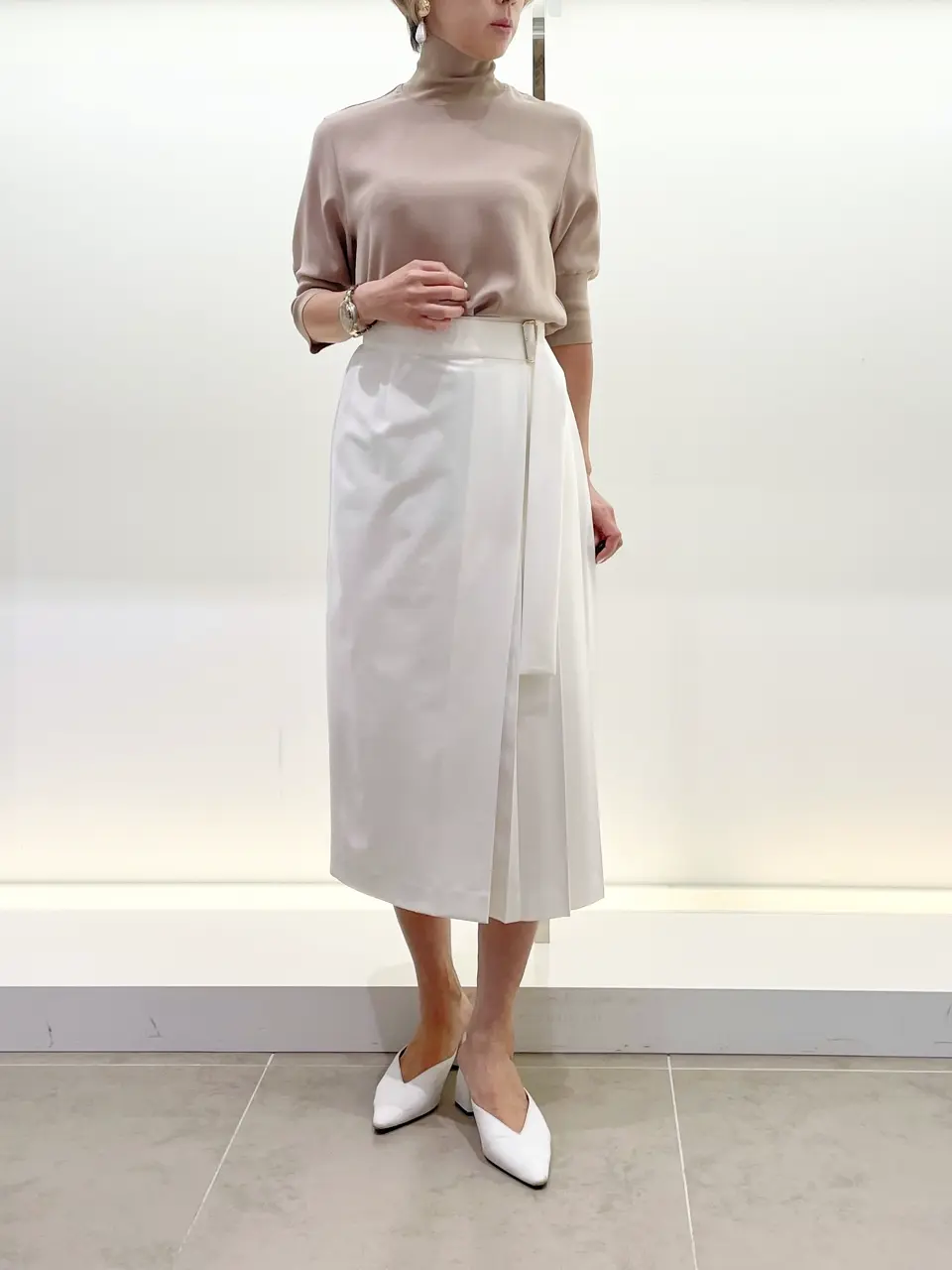 BEIGE， 柴田 コーディネート画像