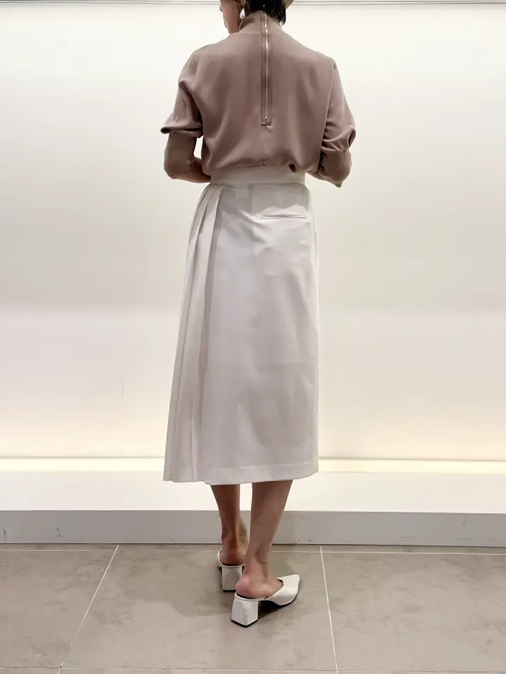 BEIGE， 柴田 コーディネート画像