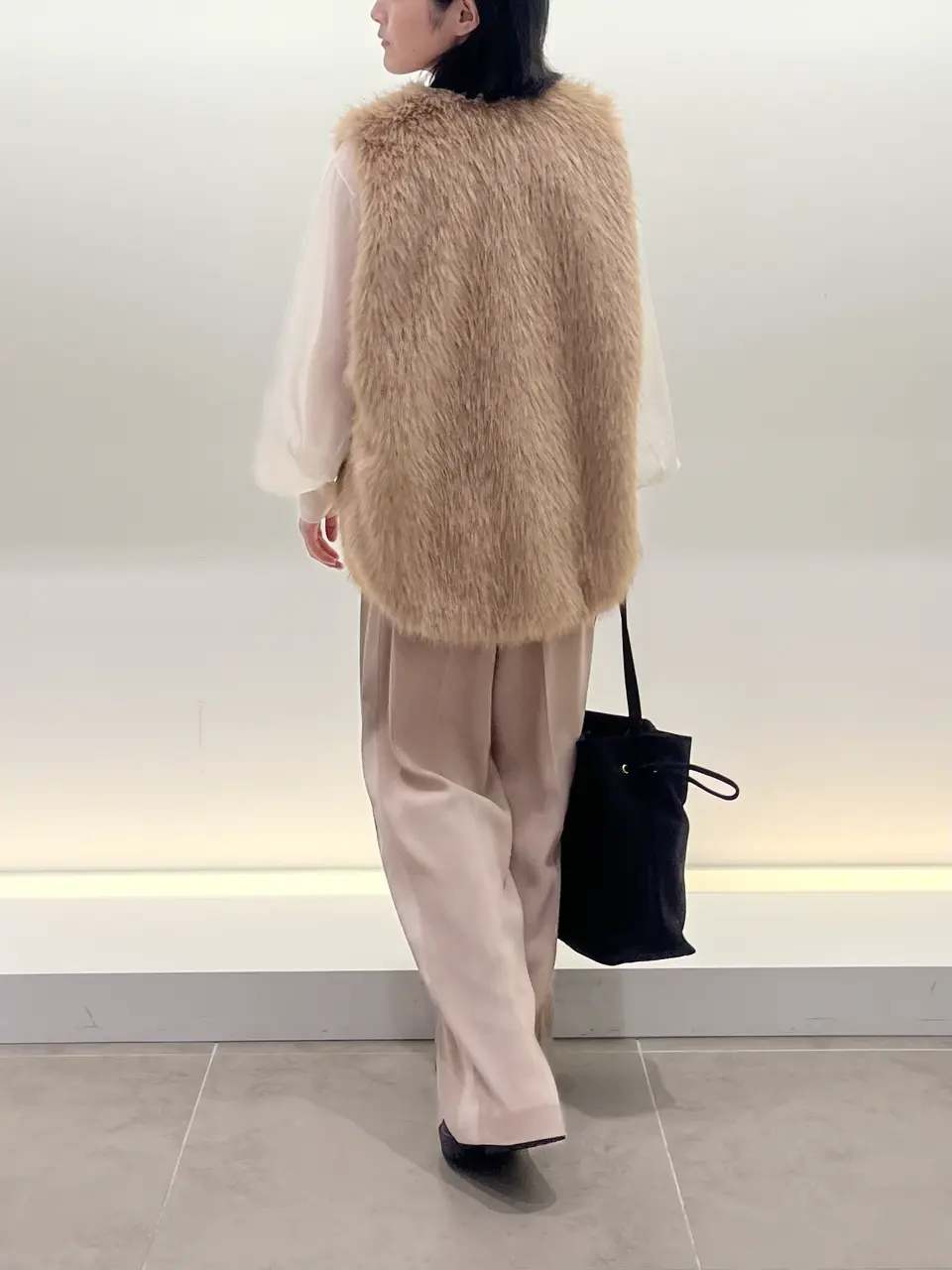 BEIGE， 伊藤 コーディネート画像