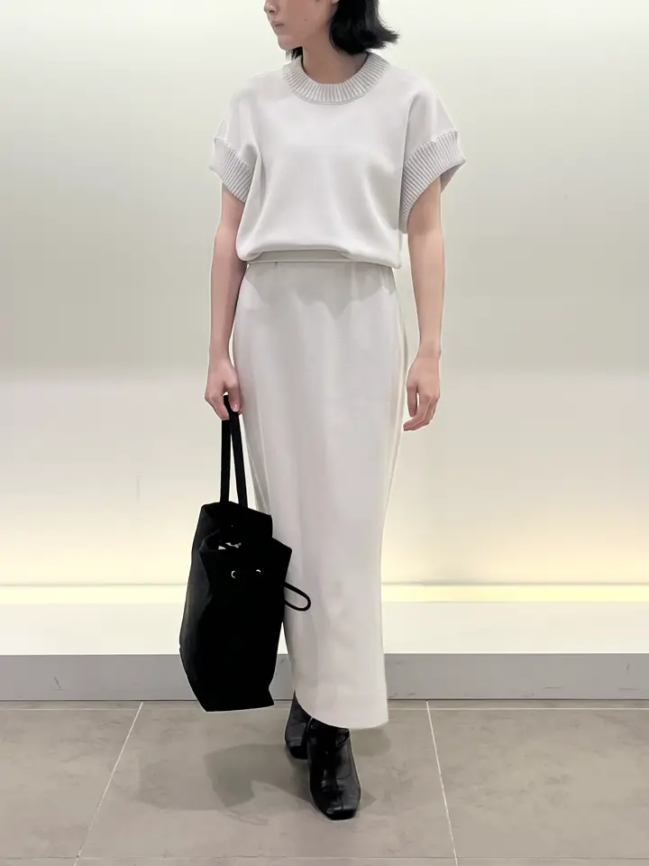 BEIGE， 伊藤 コーディネート画像