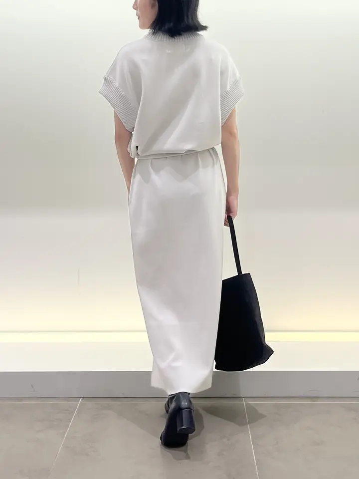 BEIGE， 伊藤 コーディネート画像