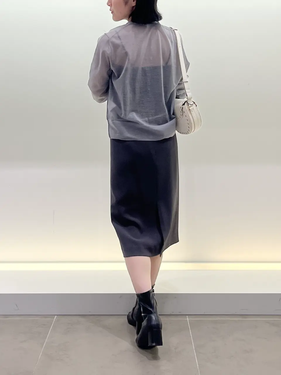 BEIGE， 伊藤 コーディネート画像