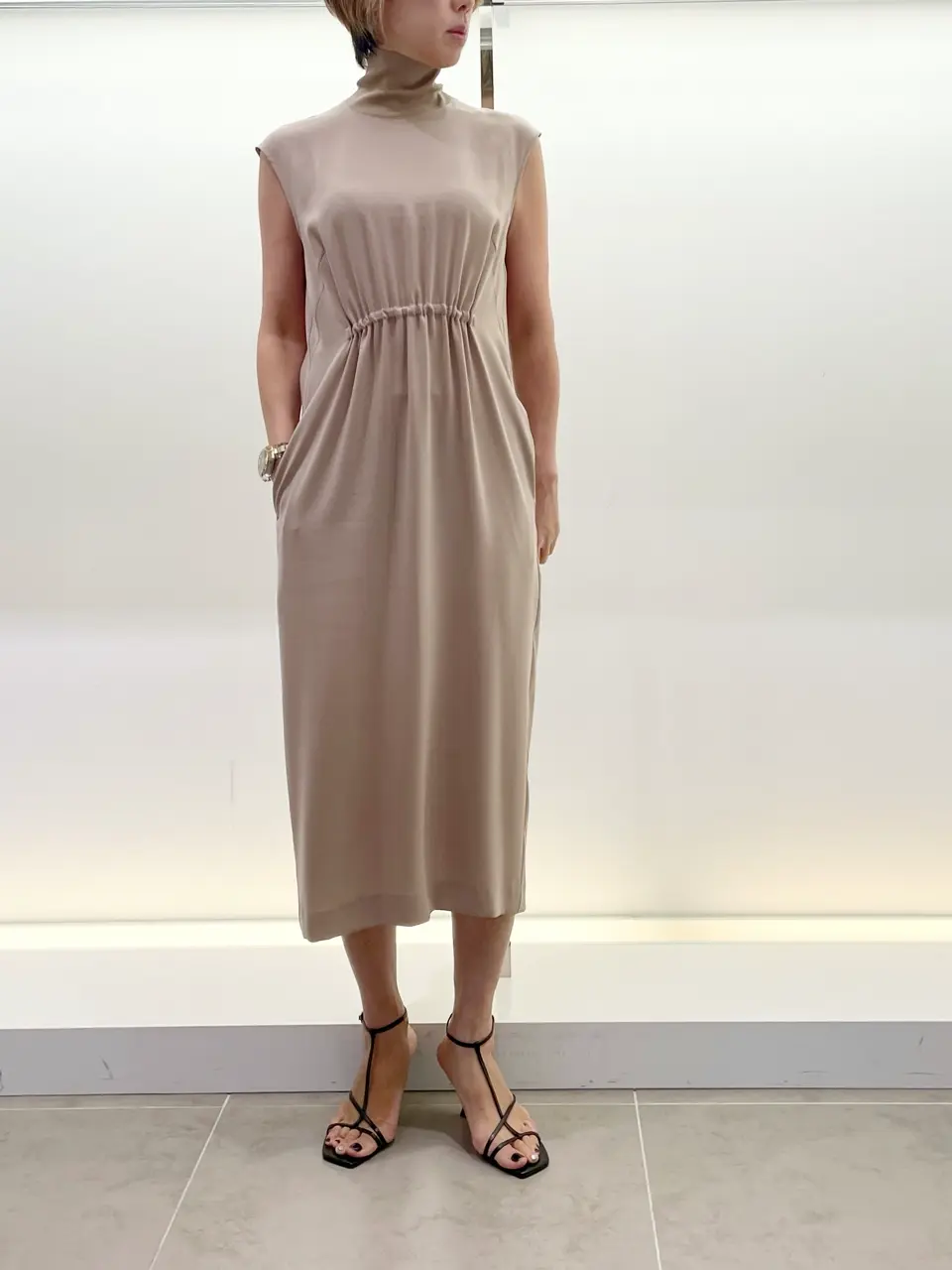 BEIGE， 柴田 コーディネート画像