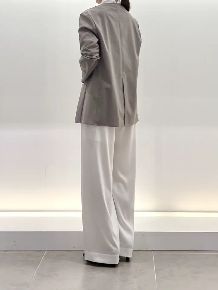 BEIGE， スタッフ コーディネート画像