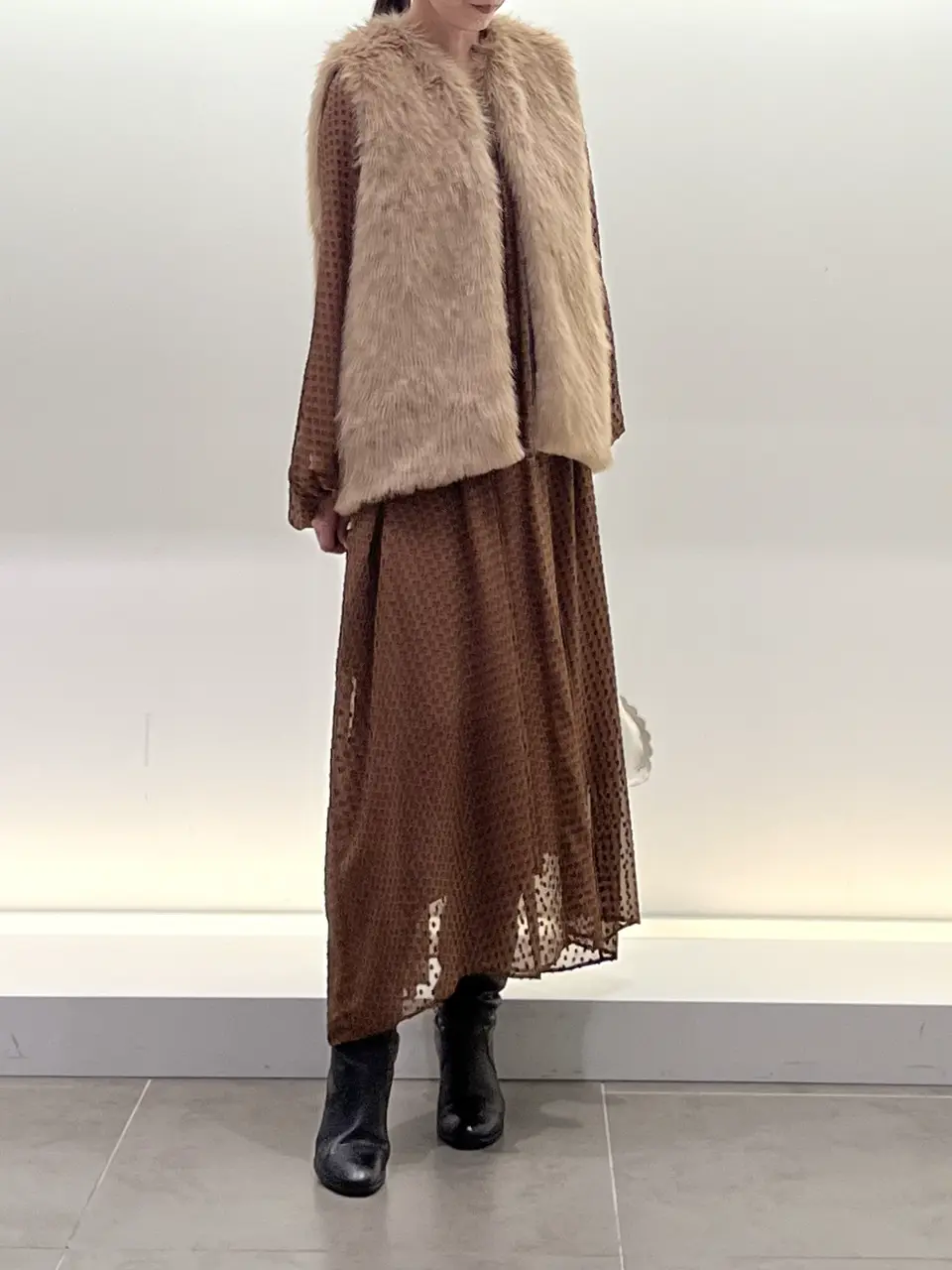 BEIGE， スタッフ コーディネート画像