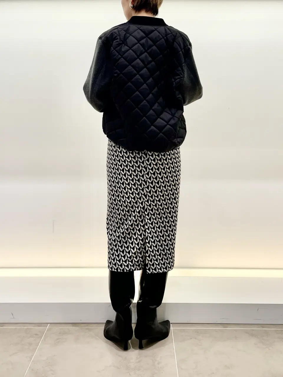 BEIGE， 柴田 コーディネート画像