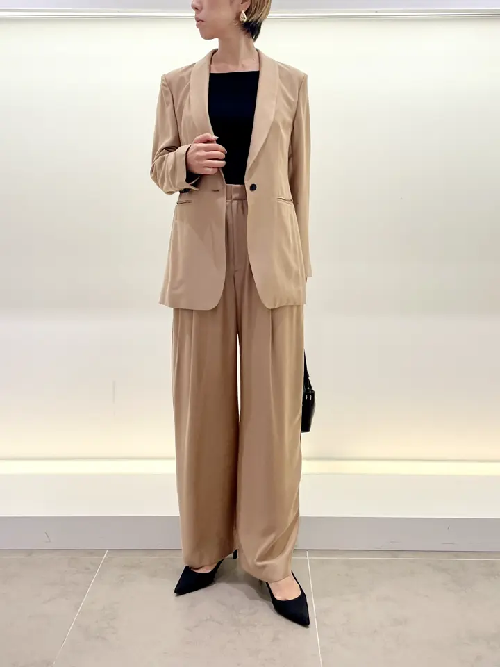 BEIGE， 柴田 コーディネート画像