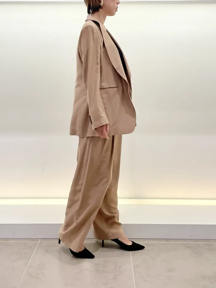 BEIGE， 柴田 コーディネート画像