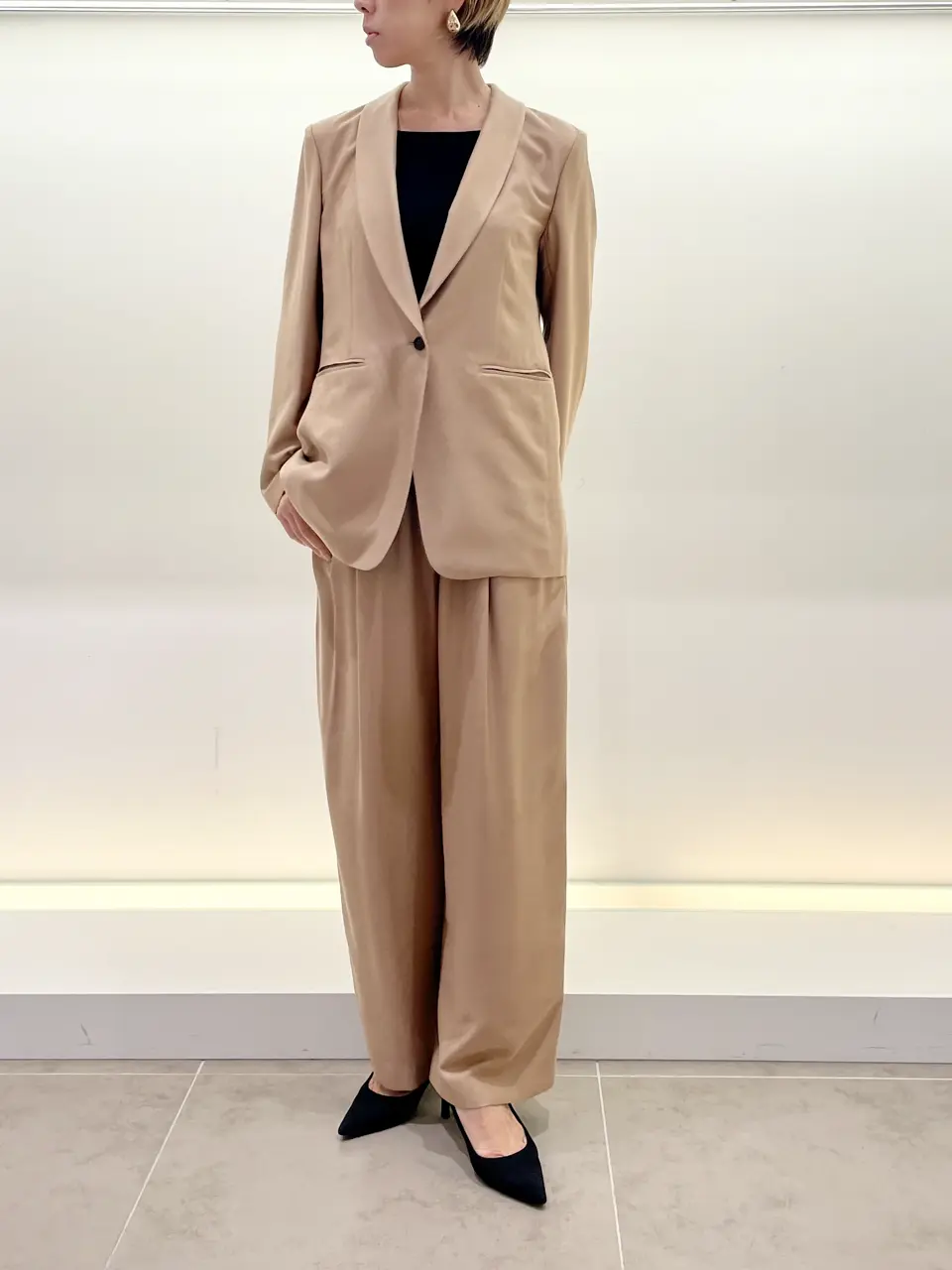 BEIGE， 柴田 コーディネート画像