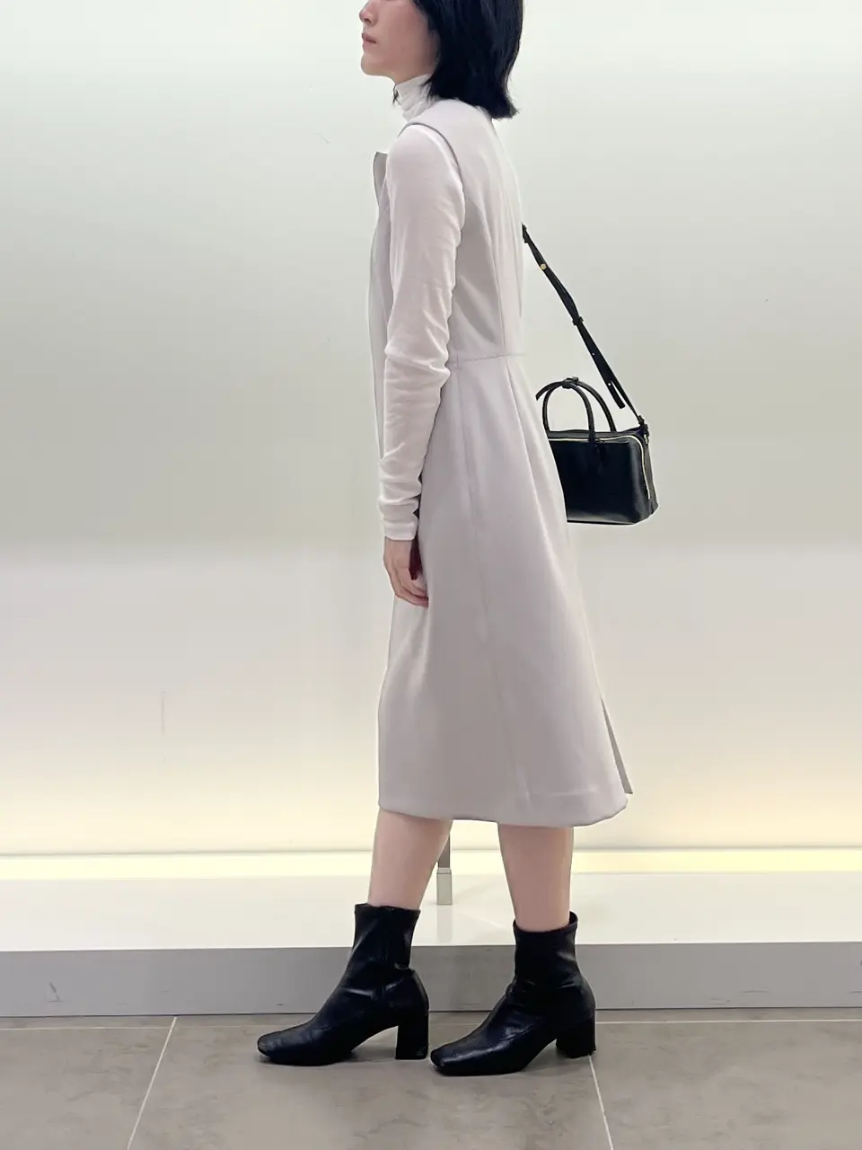 BEIGE， 伊藤 コーディネート画像